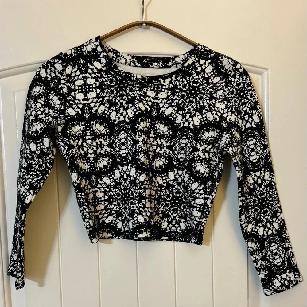 Abercrombie and Fitch Cropped Top